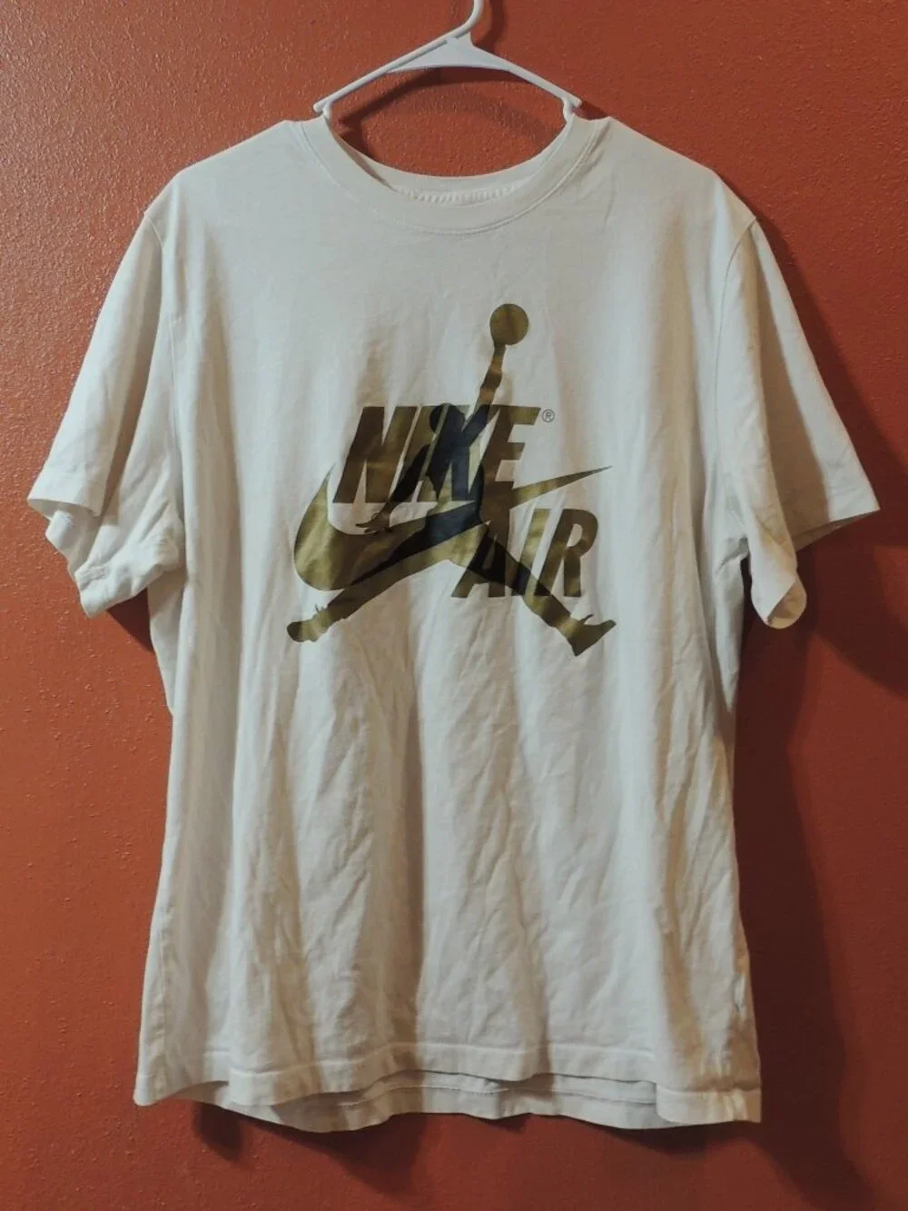 Jordan Shirt Men X Large White Gold Black Airman Jumping Basketball Shirt